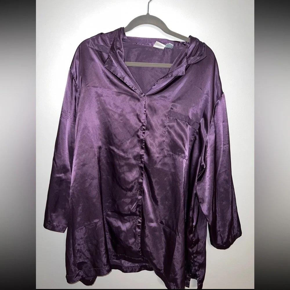 Moments Blouse - Picture 1 of 4